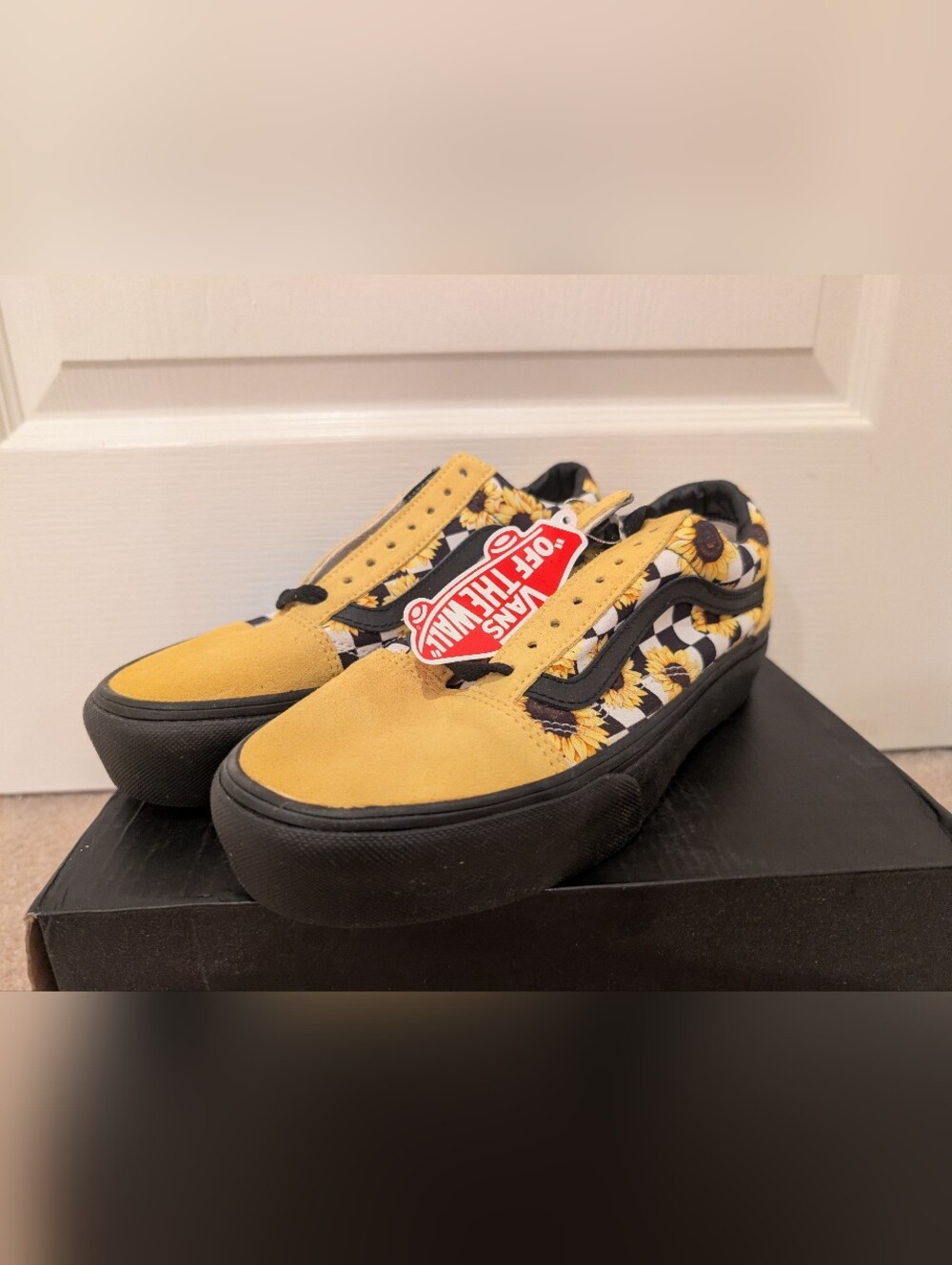 NWT Vans Sunflower Sneakers